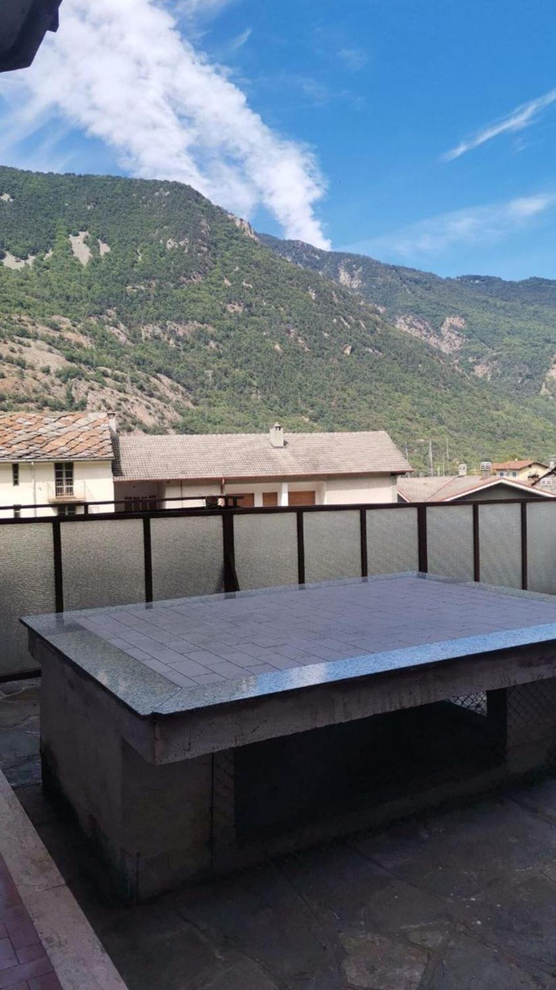 Casa Con Terrazzo E Vista Apartment Chiomonte Exterior photo